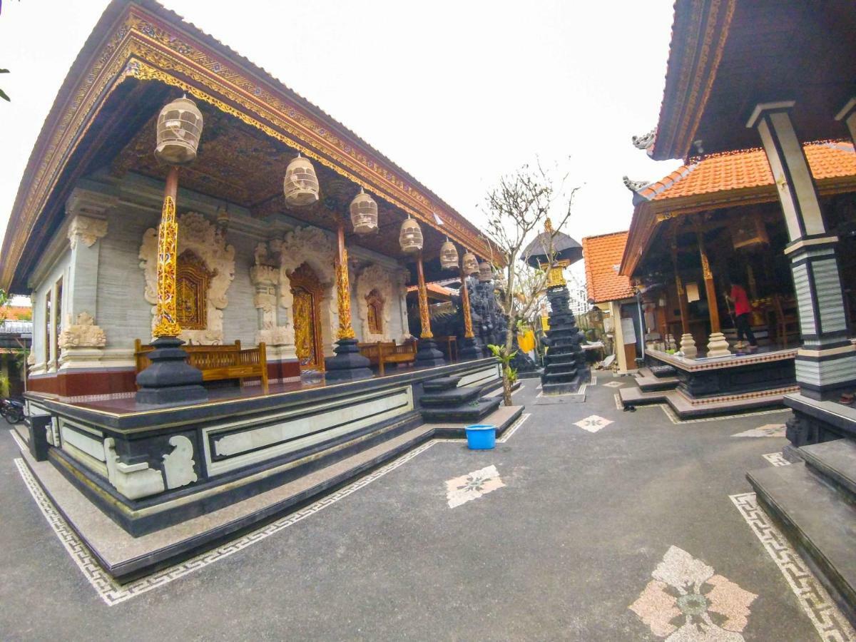Putu Guest House Canggu Buitenkant foto